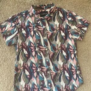 Wildfang Essential Short Sleeve Button-Up Shirt - Abstract Jungle